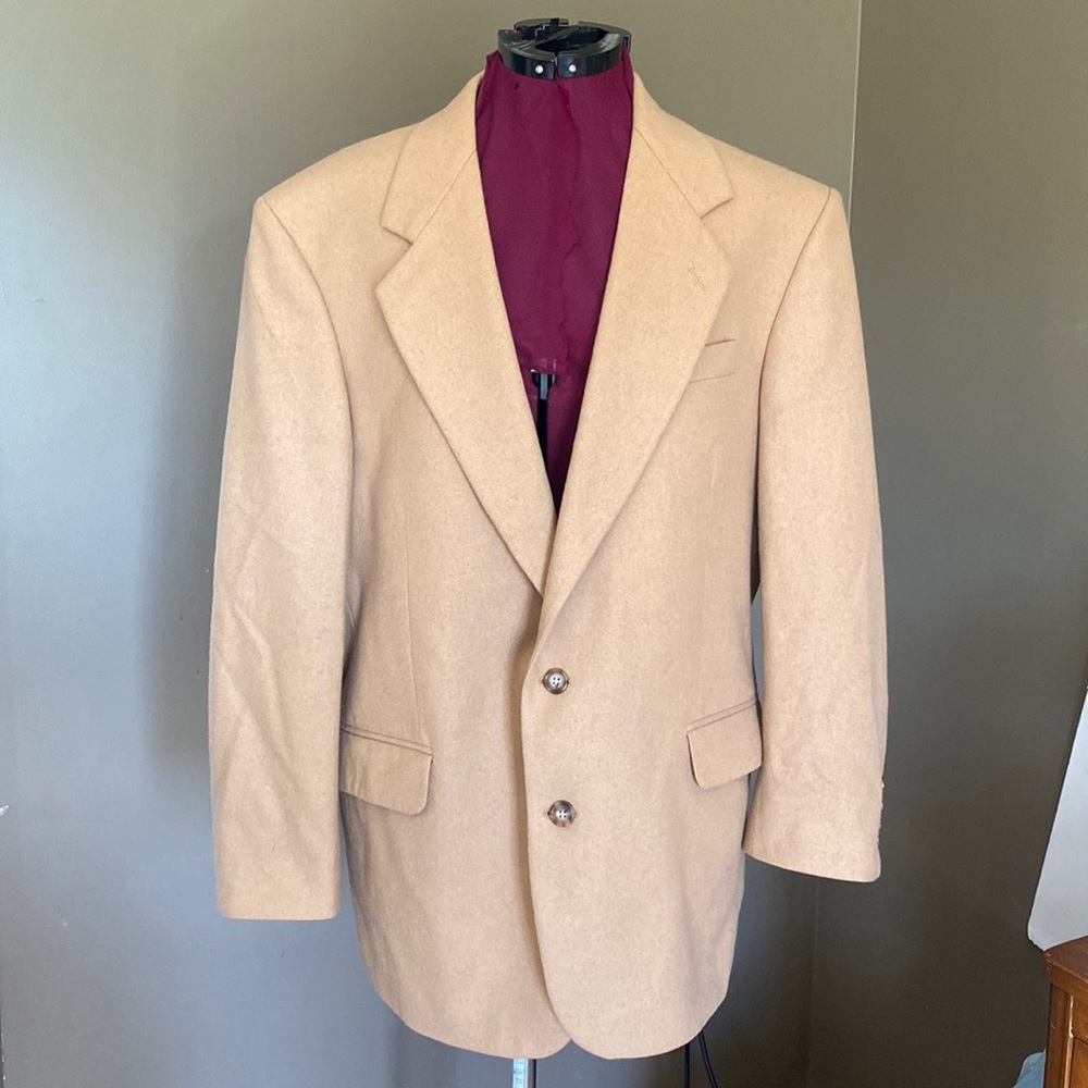 Oscar de la Renta Camel Colored Blazer (Size 42 R)